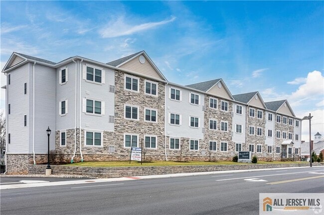 property at 1025 Raritan Rd