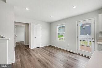 1813 Creek Bottom Pl in Stafford, VA - Building Photo - Building Photo