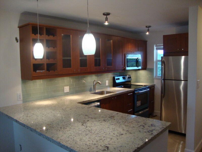 750 NE Spanish River Blvd in Boca Raton, FL - Building Photo