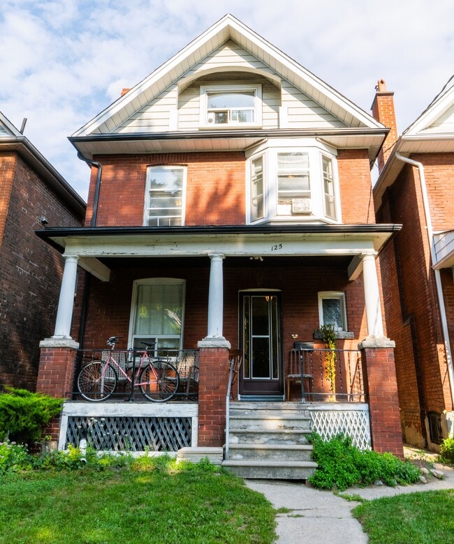 property at 125 Mavety St