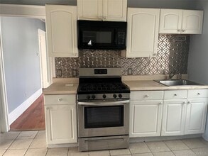 107 Smith St in Poughkeepsie, NY - Building Photo - Building Photo