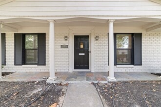 5643 Cheena Dr in Houston, TX - Building Photo - Building Photo