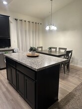 799 W Brown Ave in Porterville, CA - Building Photo - Building Photo