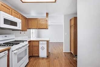 1856 Avenida San Sebastian in Perris, CA - Building Photo - Building Photo