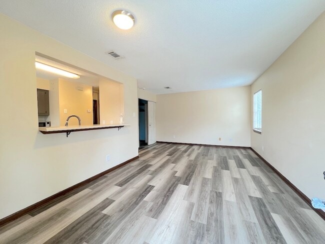 23 Kandlewood Dr in Savannah, GA - Building Photo - Building Photo