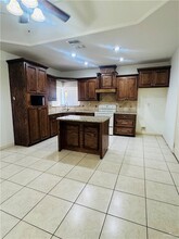 3317 N 36th St in McAllen, TX - Foto de edificio - Building Photo