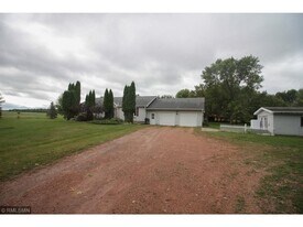 7775 W 195th St in Jordan, MN - Building Photo