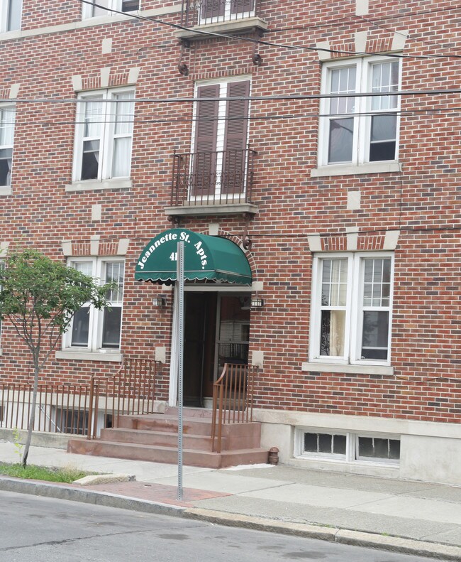 41 Jeanette St in Albany, NY - Building Photo - Building Photo
