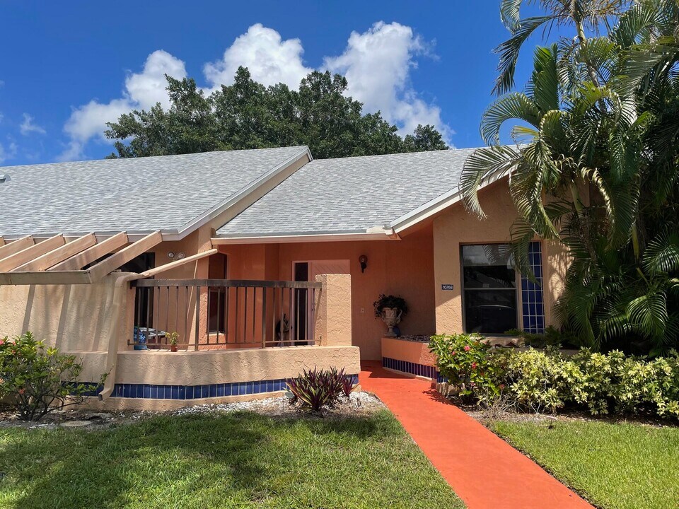 10798 Waterberry Dr in Boca Raton, FL - Building Photo