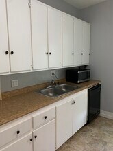 413 W Franklin St in Waxahachie, TX - Building Photo - Building Photo