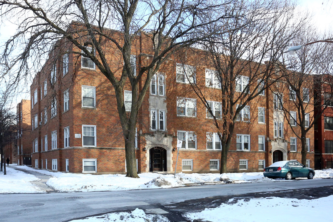 1825-1839 W Foster Ave in Chicago, IL - Foto de edificio