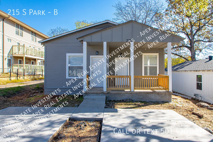 215 S Park St in Little Rock, AR - Building Photo