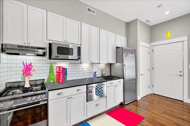 36 Carriage Ln in St. Louis, MO - Building Photo - Building Photo