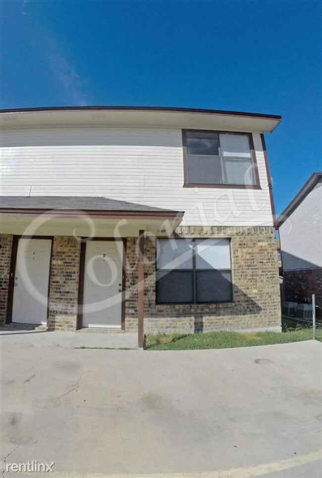 property at 1201 Monroe Loop