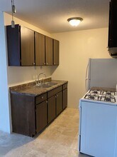2655 Colfax Ave S in Minneapolis, MN - Building Photo - Interior Photo