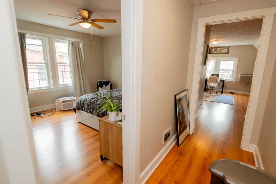 1626 De Sales Ln, Unit Unit B in Cincinnati, OH - Building Photo