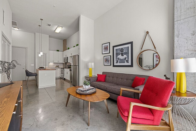 Marq on Burnet in Austin, TX - Foto de edificio - Building Photo