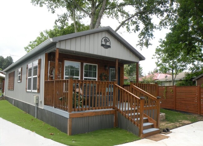 property at 859 E Glenn St