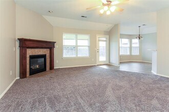 417 Pacific Crest Trail in Edmond, OK - Building Photo - Building Photo