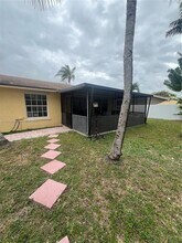 13220 SW 86th Ln in Miami, FL - Building Photo - Building Photo