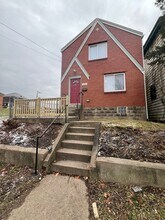236 E 16th Ave in Homestead, PA - Building Photo - Building Photo
