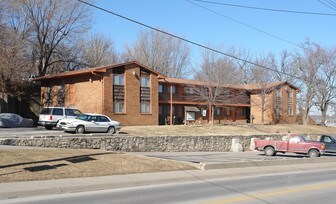 Turner Ridge Apartments in Kansas City, KS - Building Photo
