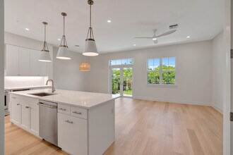 150 Water Pointe Pl in Jupiter, FL - Building Photo - Building Photo