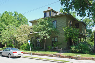 2134 Acklen Ave Apartments