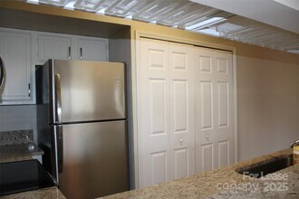 19839 Henderson Rd in Cornelius, NC - Building Photo - Building Photo