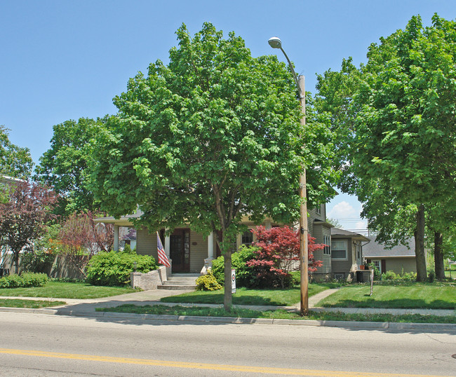 50 S Chillicothe St in South Charleston, OH - Foto de edificio - Building Photo