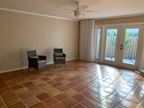 921 SE 13th St in Fort Lauderdale, FL - Building Photo - Building Photo