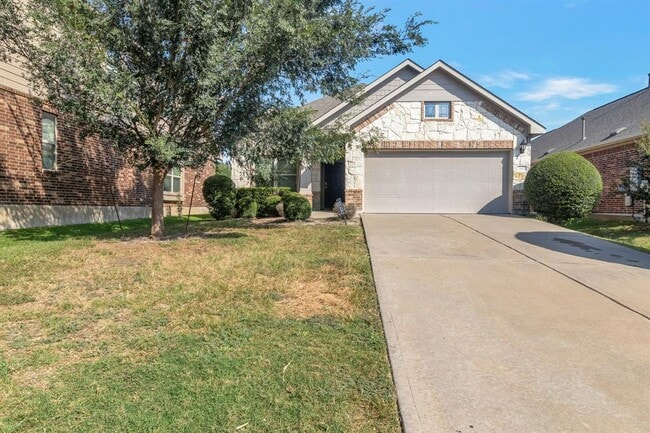 property at 2612 Creeping Vine Ct