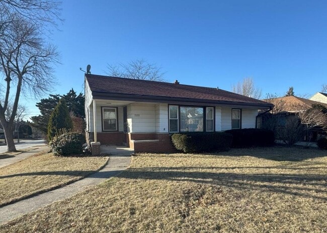 property at 3203 N 94th St