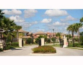 4197 River Bank Way in Port Charlotte, FL - Building Photo - Building Photo