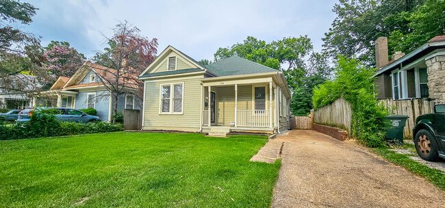 104 N Tucker St in Memphis, TN - Foto de edificio - Building Photo