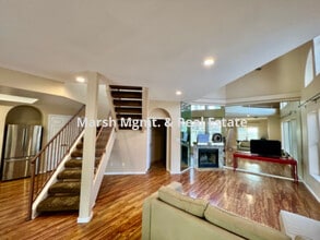 10255 N 12th Pl in Phoenix, AZ - Building Photo - Building Photo