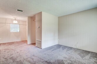1214 Dunbar St in Altamonte Springs, FL - Building Photo - Building Photo