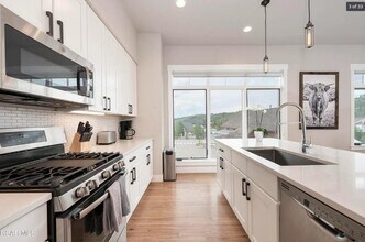 78311 U.S. Hwy 40 in Winter Park, CO - Building Photo - Building Photo