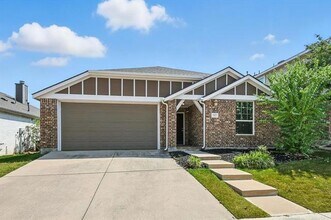 1813 6th St in Argyle, TX - Building Photo - Building Photo
