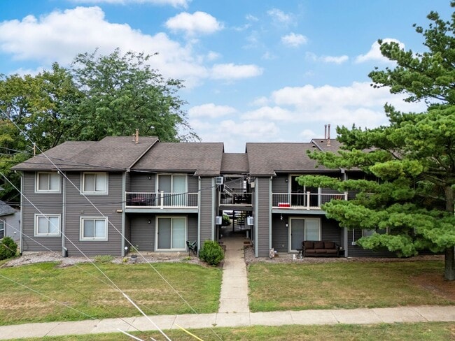 178 S Portage St in Doylestown, OH - Building Photo - Building Photo