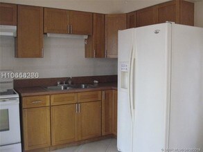 6109 SW 30th St-Unit -1A in Miramar, FL - Building Photo - Building Photo