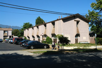 209 S Voluntario St in Santa Barbara, CA - Building Photo - Building Photo