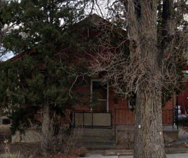 property at 1012 S Santa Fe Ave