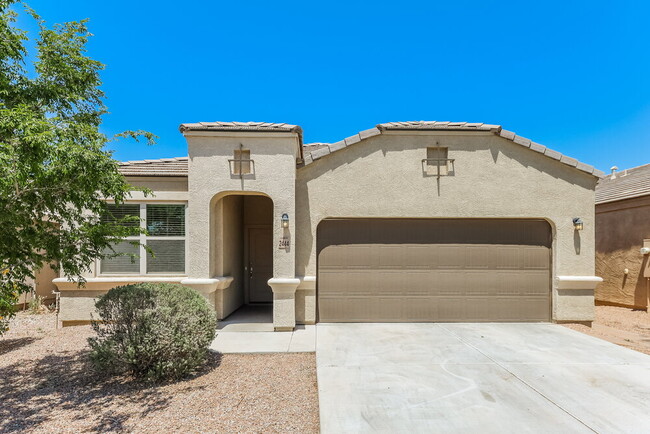 property at 2444 W Tamarisk Ave