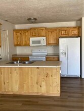 1260 N 650 W in Cedar City, UT - Foto de edificio - Building Photo