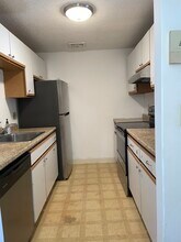 15 Bower Rd, Unit E4 in Quincy, MA - Building Photo - Building Photo