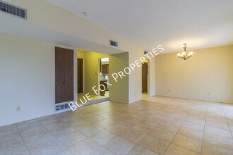 2618 S Camino Seco in Tucson, AZ - Building Photo - Building Photo