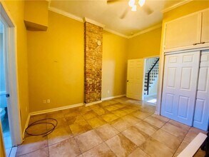 932 Lamanche St, Unit 1 in New Orleans, LA - Building Photo - Building Photo