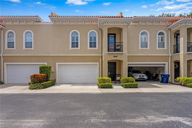 3420 Sondrio Cir