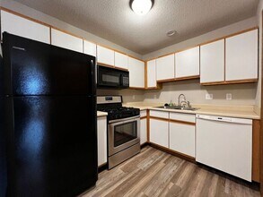 150 Elm Ridge Dr in North Liberty, IA - Building Photo - Building Photo